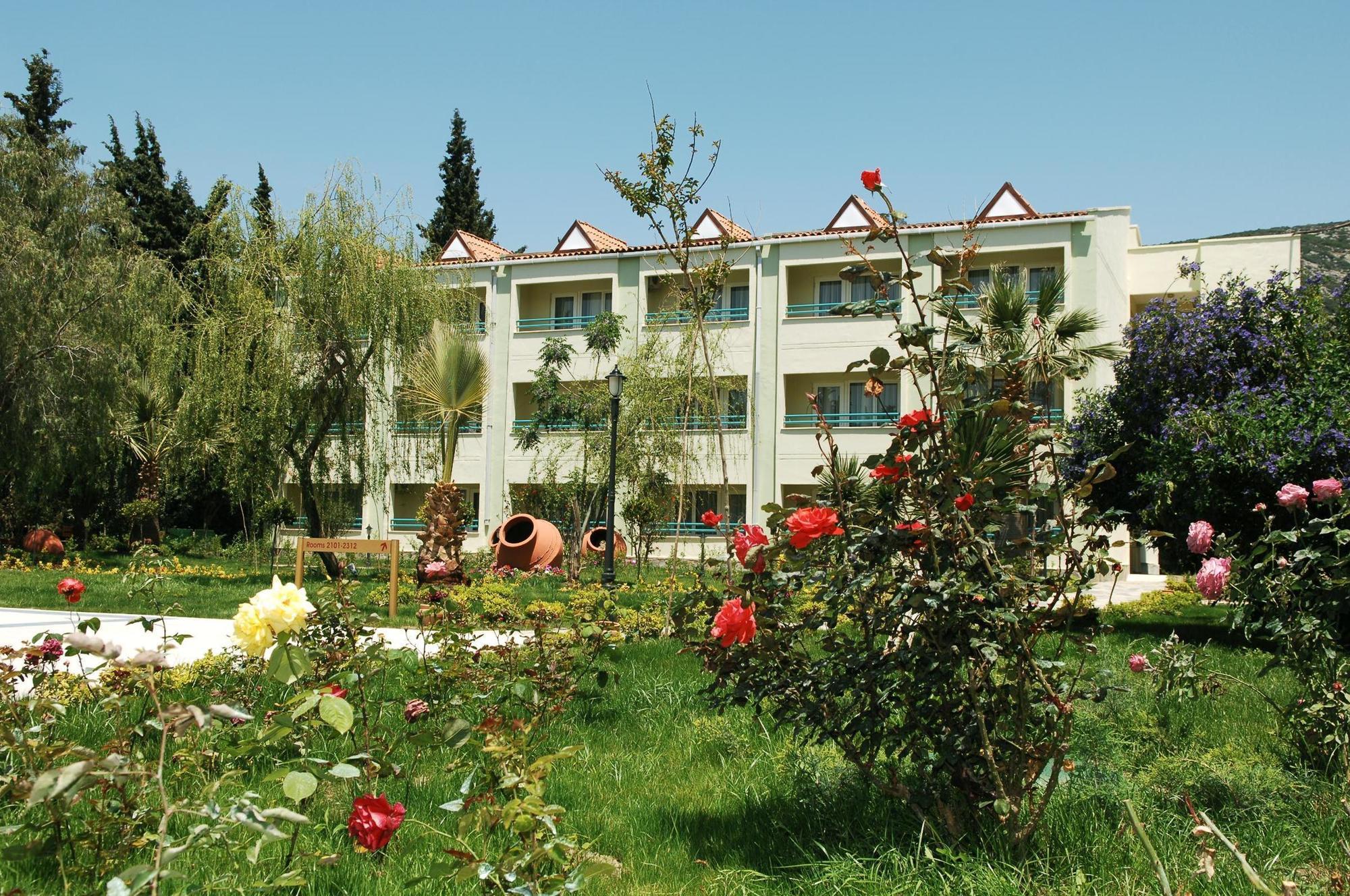 קוסדסי La Santa Maria Hotel מראה חיצוני תמונה