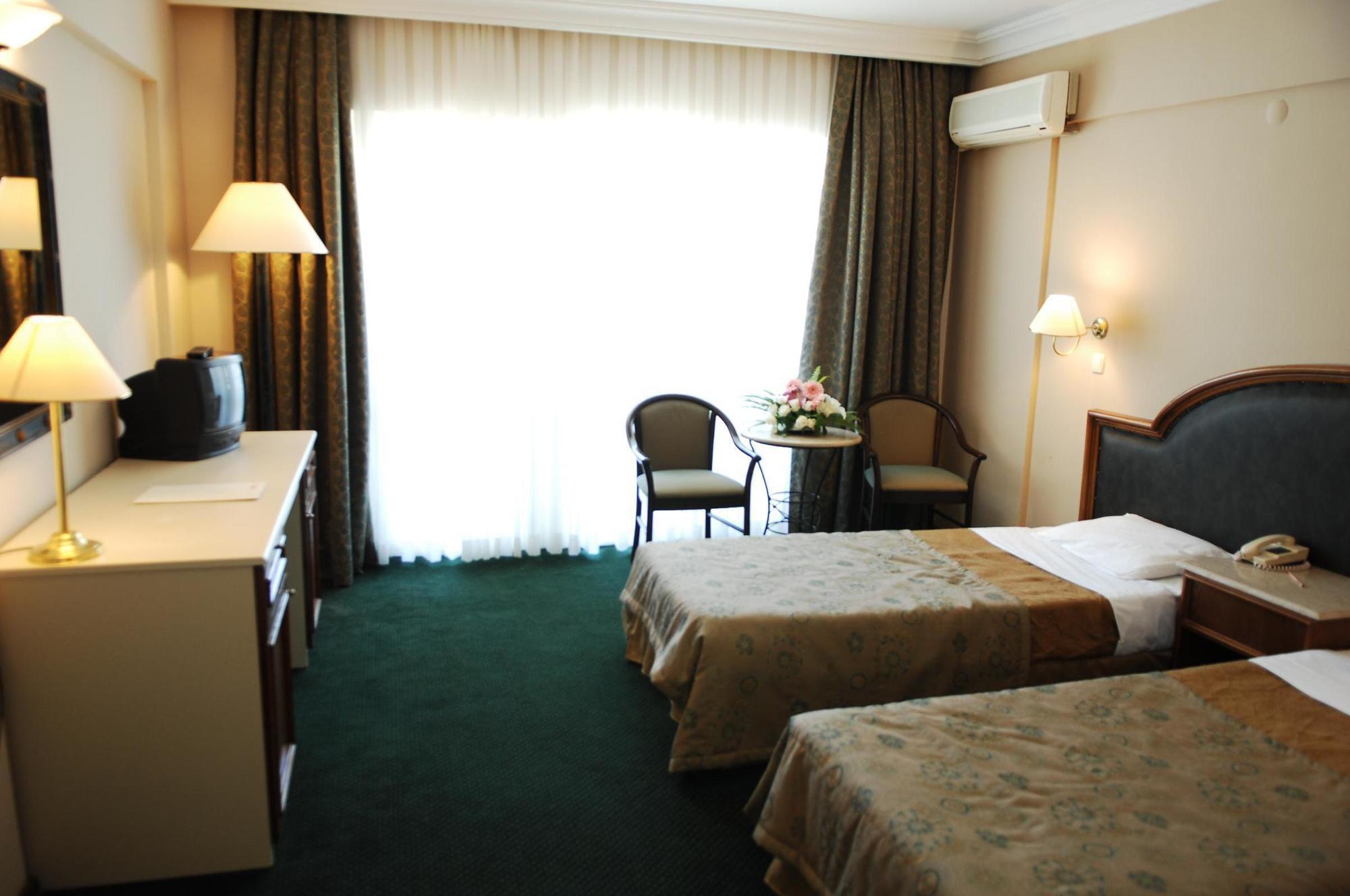 קוסדסי La Santa Maria Hotel מראה חיצוני תמונה