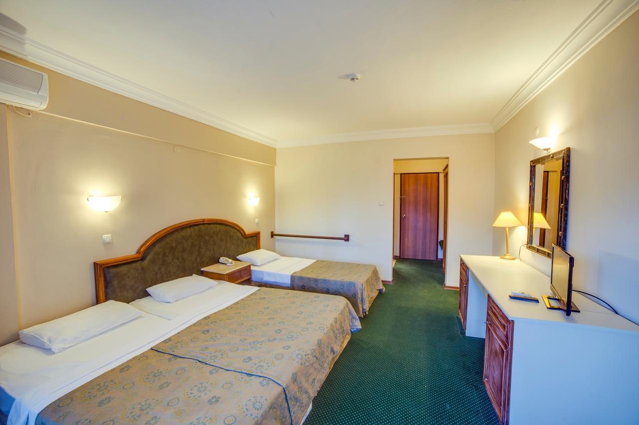 קוסדסי La Santa Maria Hotel מראה חיצוני תמונה